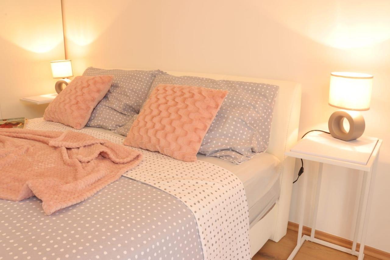 Cozy Apartments Danica Novalja - Ground Floor Eksteriør bilde