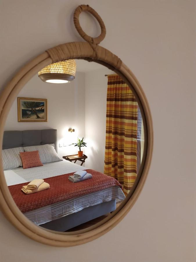 Cozy Apartments Danica Novalja - Ground Floor Eksteriør bilde